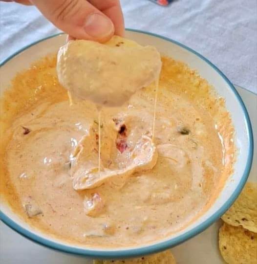Cottage Cheese Queso with Tostitos 1 Cottage Cheese Queso with Tostitos