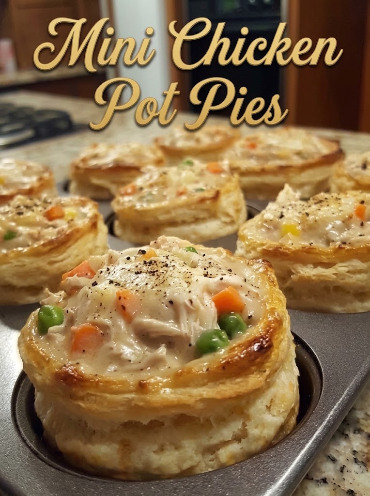 Mini Chicken Pot Pies 🥧🍗 1 Mini Chicken Pot Pies 🥧🍗