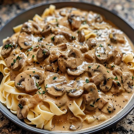 Vegan Mushroom Leek Stroganoff