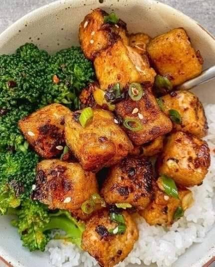 CRISPY GARLIC SOY TOFU