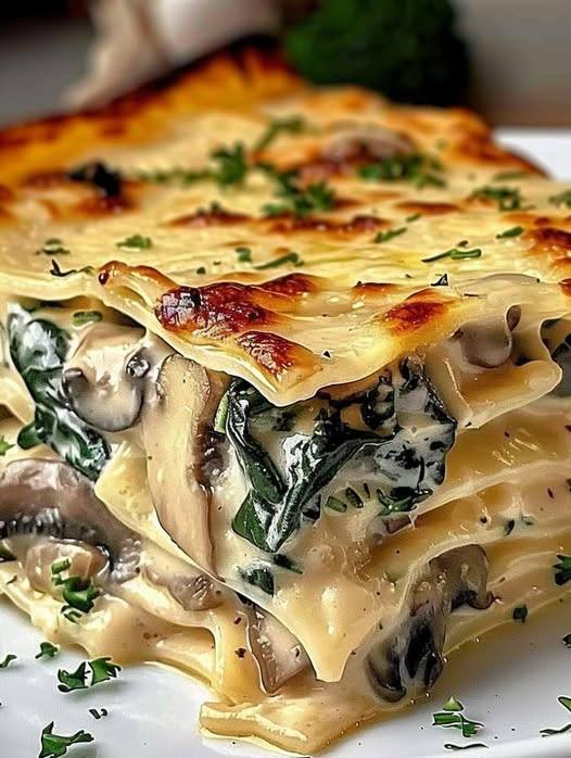 Vegan Spinach & Mushroom White Lasagna 1 Vegan Spinach & Mushroom White Lasagna