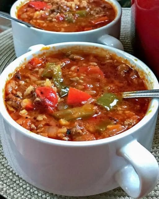 Hearty Stuffed Pepper Soup