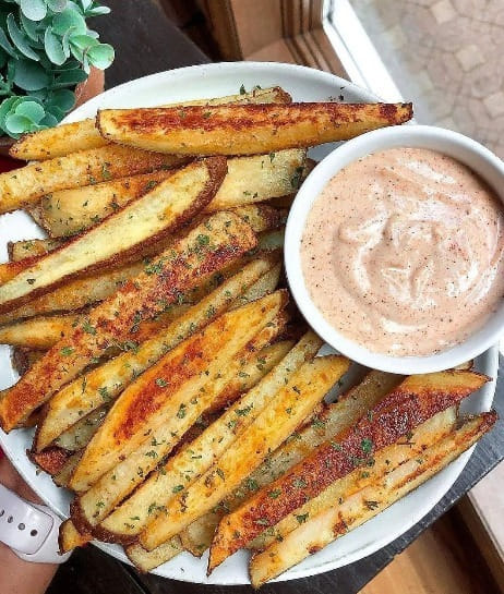 Garlic Fries + Vegan Chipotle Aioli Recipe